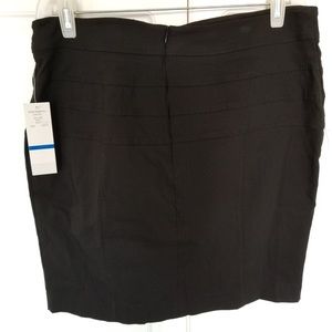 Black skirt in petite xl